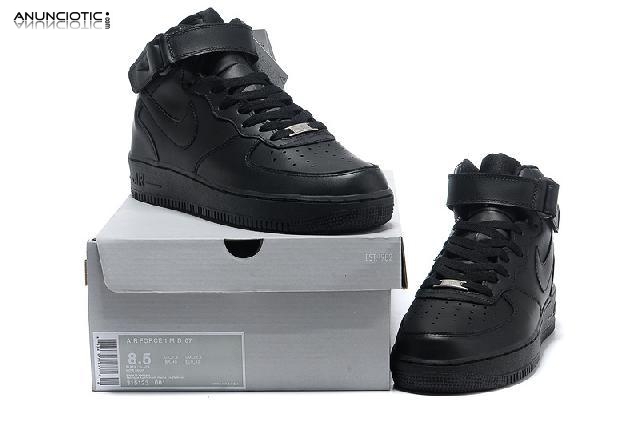 S&oacute;lo � 38 p&aacute;rr Nike Shox, Nike AF1. Zapatos 