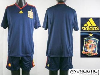 � 18 solo con la camiseta de futbol