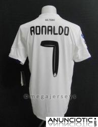 � 18 solo con la camiseta de futbol