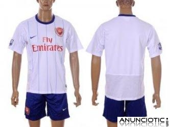 su camiseta de f&uml;&sup2;tbol