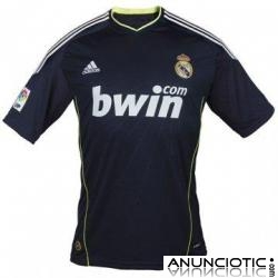 su camiseta de f&uml;&sup2;tbol