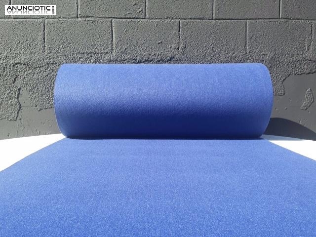 Distribuci&oacute;n moqueta azul para bodas