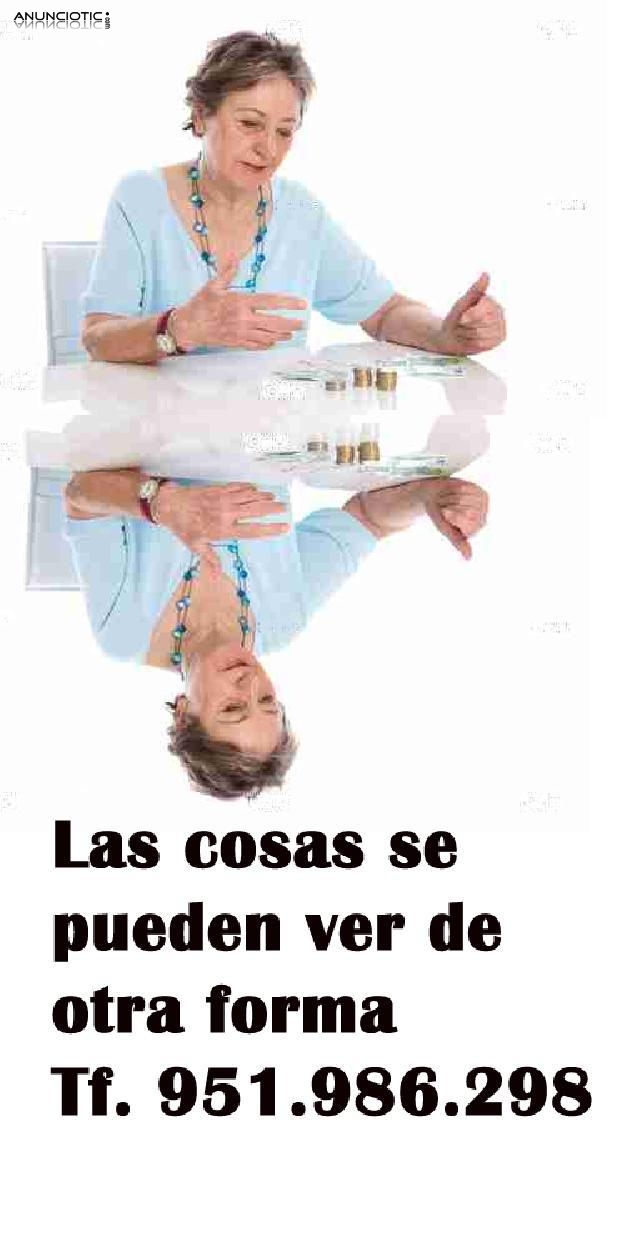 Tarotista: Le har&eacute; volver. Tf. 951986298