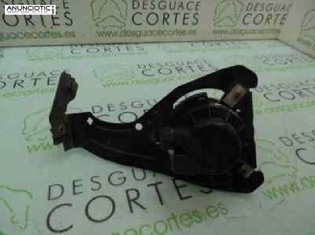 Faro antiniebla 193644 fiat punto