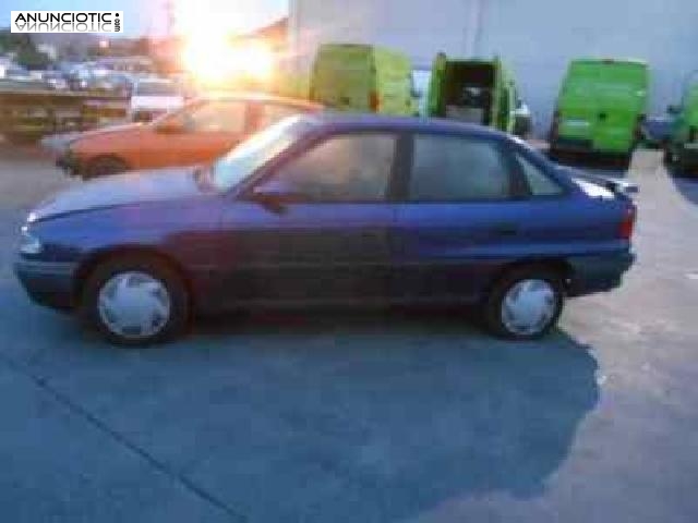 Faro 376844 opel astra f berlina b&aacute;sico
