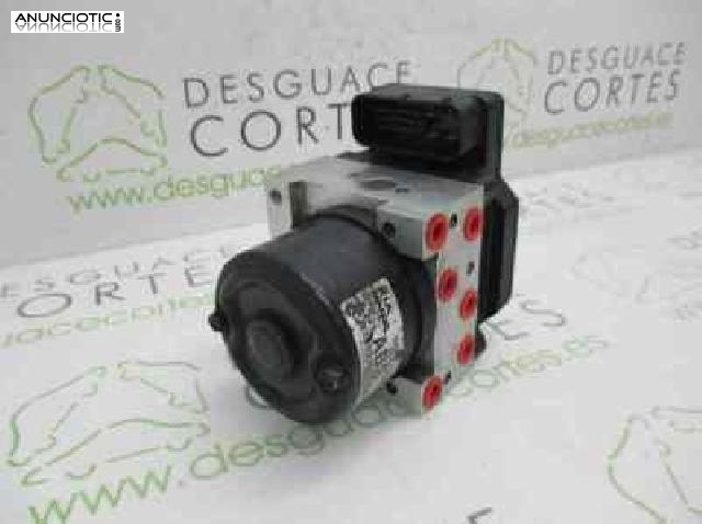 Abs 196133 kia carens (un) concept 2.0