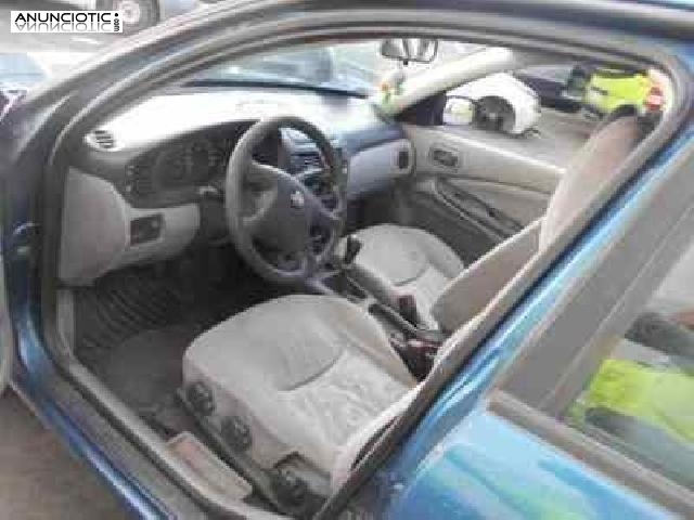 Faro 377872 nissan almera (n16/e) acenta