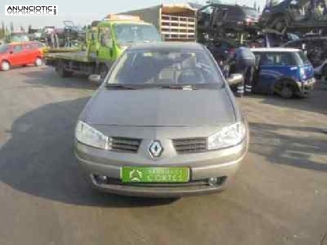 Paragolpes del 336700 renault megane ii