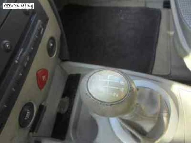 Paragolpes del 336700 renault megane ii