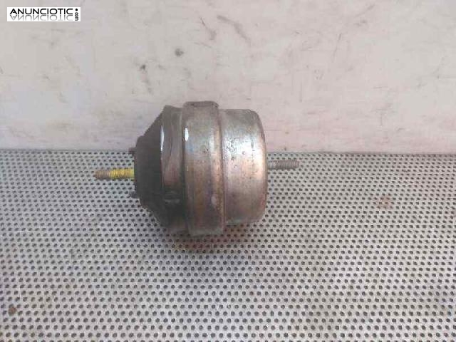 1353048 soporte skoda superb comfort