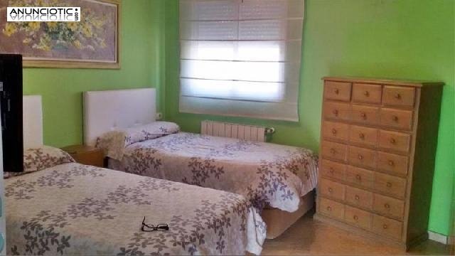 Estupendo adosado en benag&eacute;ber