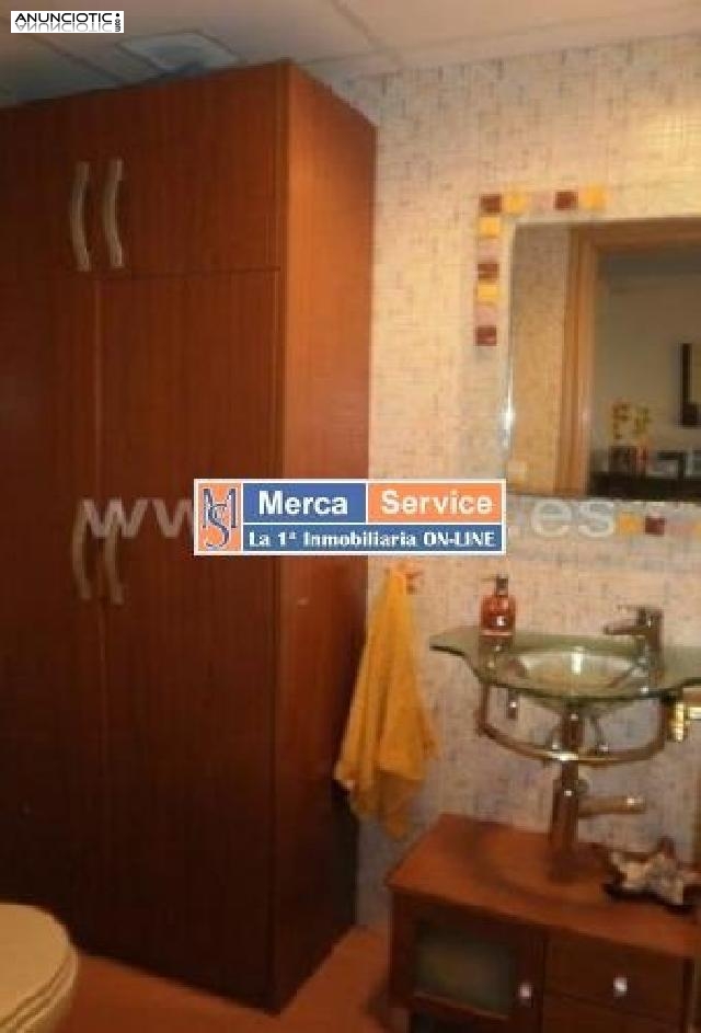 Se vende adosado de 205 m en b&eacute;tera