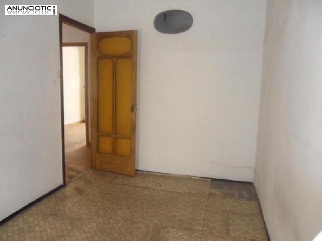 Se vende vivienda en zona pr&oacute;xima a centro de