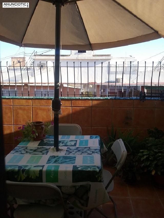 Atico a estrenar con terraza grand&iacute;sima 