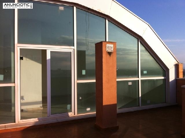 Fant&aacute;stico &aacute;tico duplex en campanar