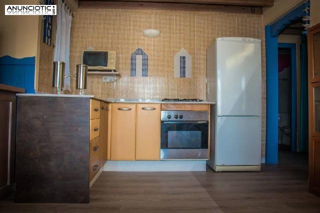 Casa con s&uacute;per terraza a 50 metros del mar