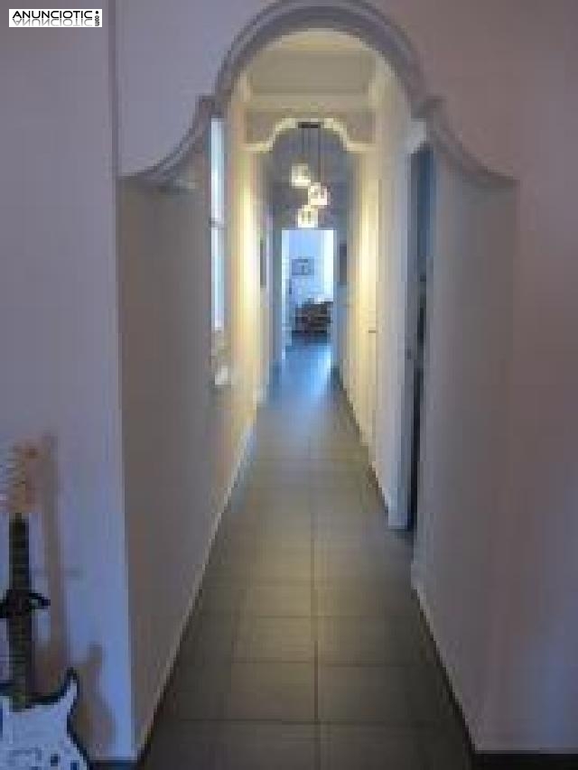 Se alquila 6&ordm; piso con ascensor muy luminoso 