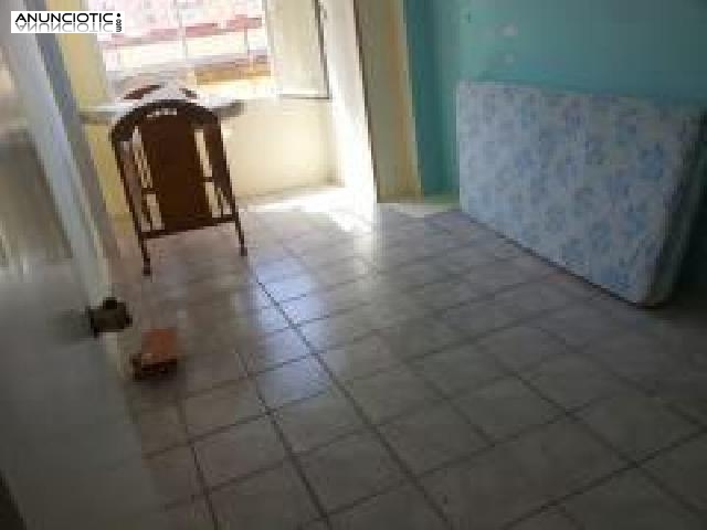 Apartamento econ&oacute;mico bien situado