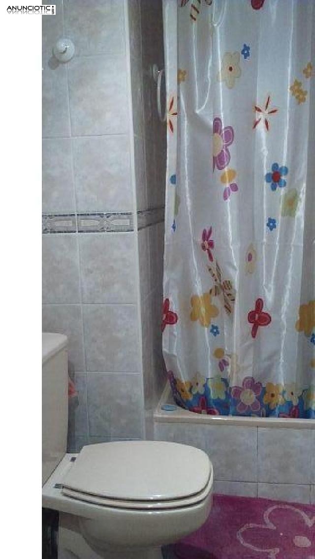 Se alquila 7 piso con ascensor muy luminoso en la zona de poblats mar&iacute;tims