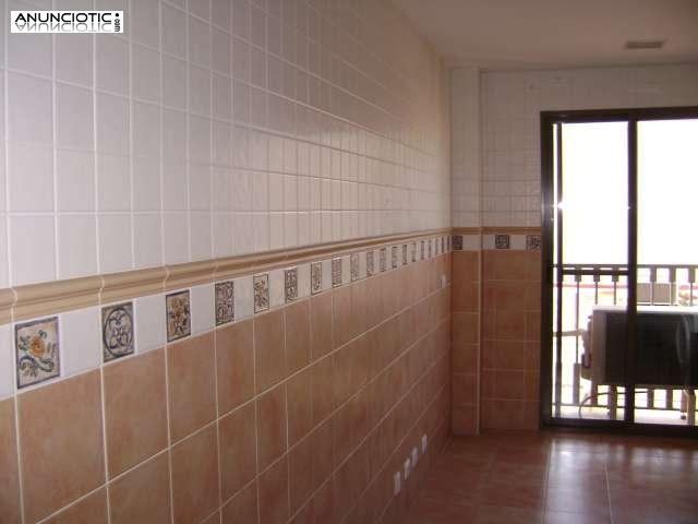 Atico d&uacute;plex con excelentes calidades