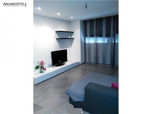 Vac&iacute;a para que metas tus propios muebles