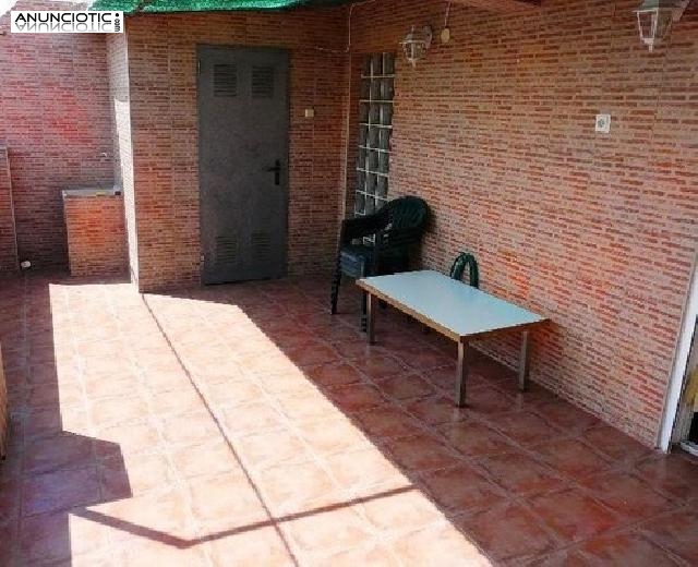 Estupendo &aacute;tico en la av baleares