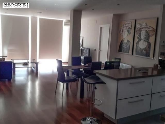 Piso lujoso y c&eacute;ntrico