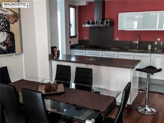 Piso lujoso y c&eacute;ntrico