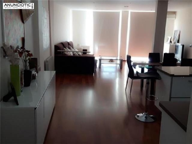 Piso lujoso y c&eacute;ntrico