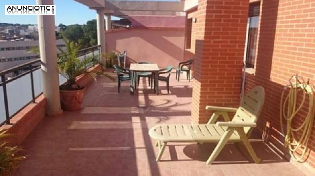 Atico en b&eacute;tera de 103 m2