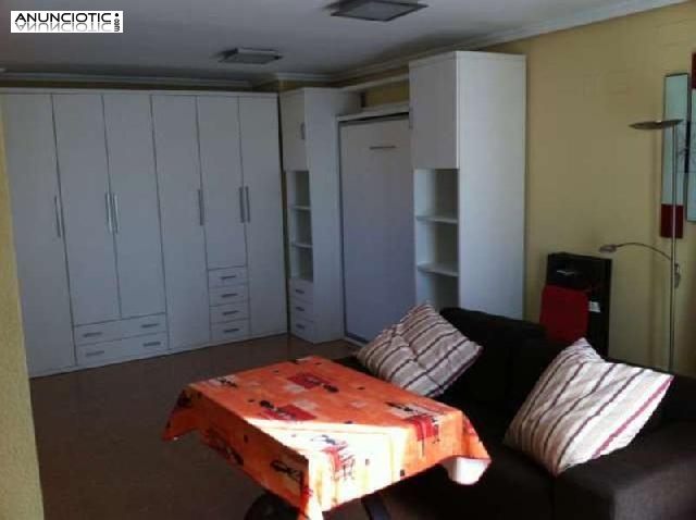 Alquilo &aacute;tico loft terraza grande