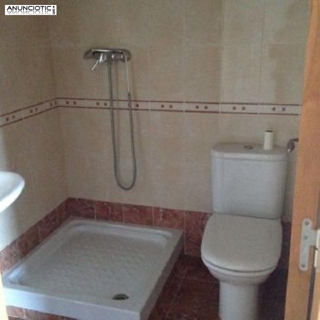 Piso de 68 m en ll&iacute;ria, benaguasil