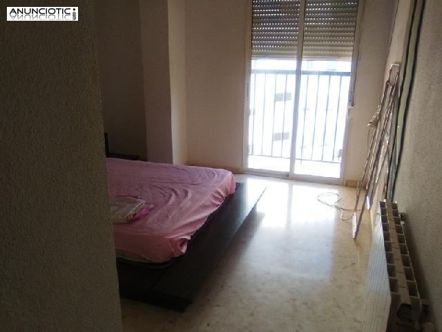 Piso en alquiler reformado en alca&ntilde;iz