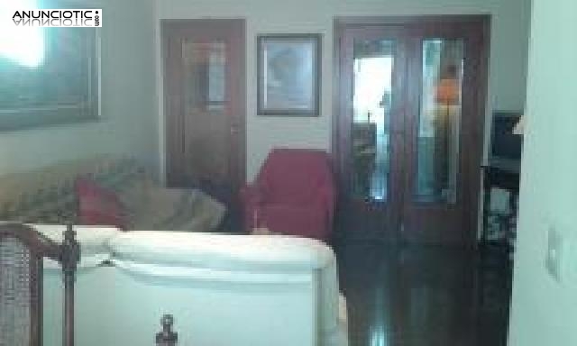 Se,alquila piso c&eacute;ntrico con garaje