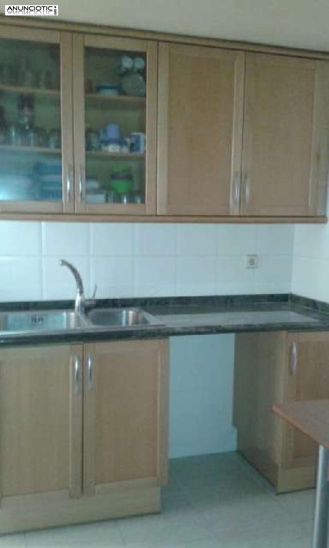 Se alquila piso grande vac&iacute;o