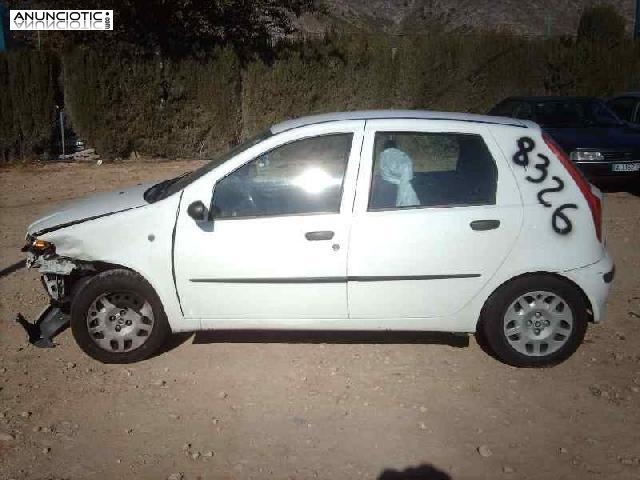 Despiece 8326 fiat punto berlina (188)