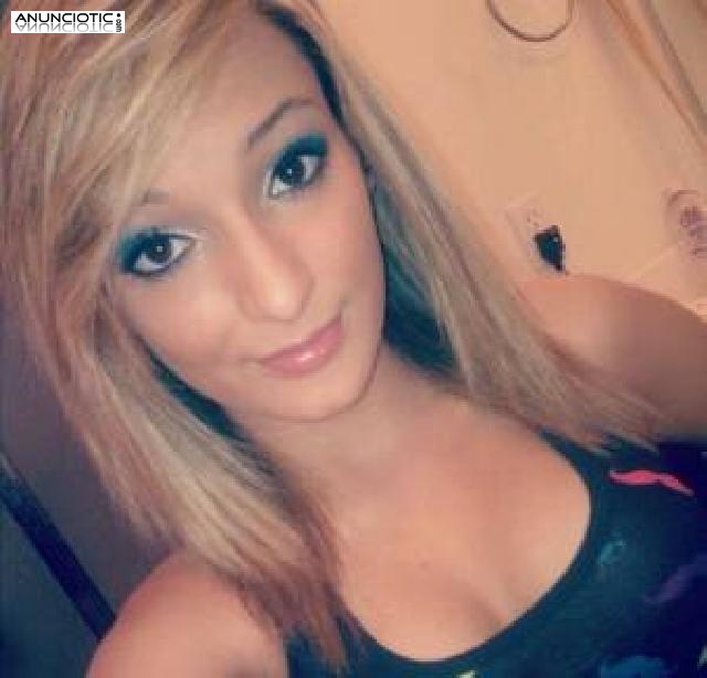 Cristal soy tu mu&ntilde;eca cachonda y morbosa