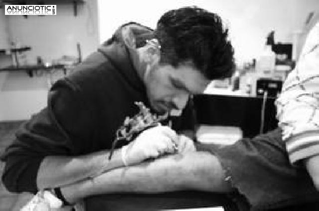 CURSO DE TATUADOR Y PIERCING con pr&aacute;cticas, matr&iacute;cula GRATIS.