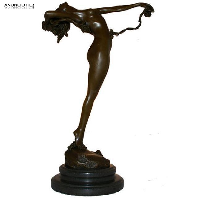 Escultura de bronce. The wine