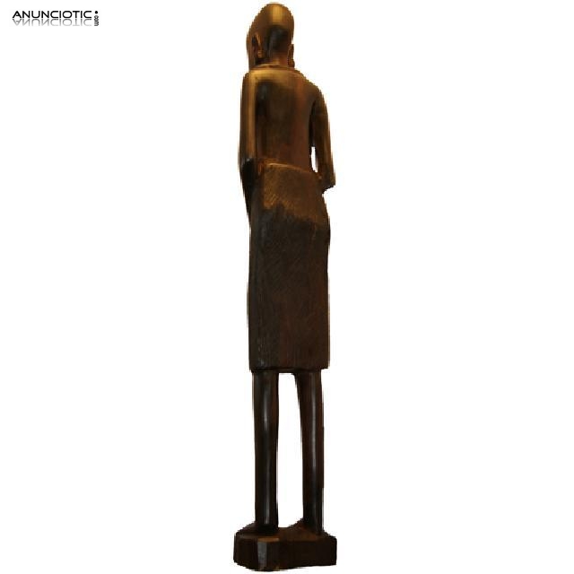 Escultura de mujer M&aacute;sai en madera de &eacute;bano.